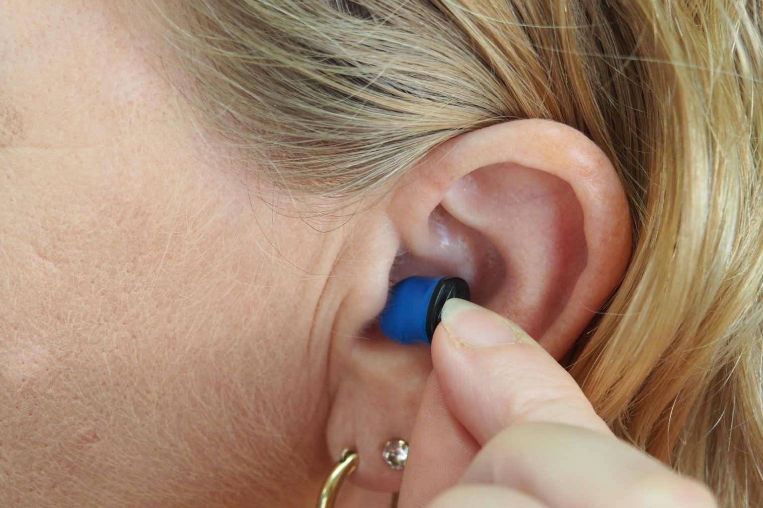 CIC-Hearing-Aid-1536×1024